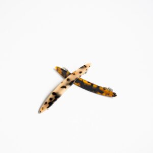 Crescent clip